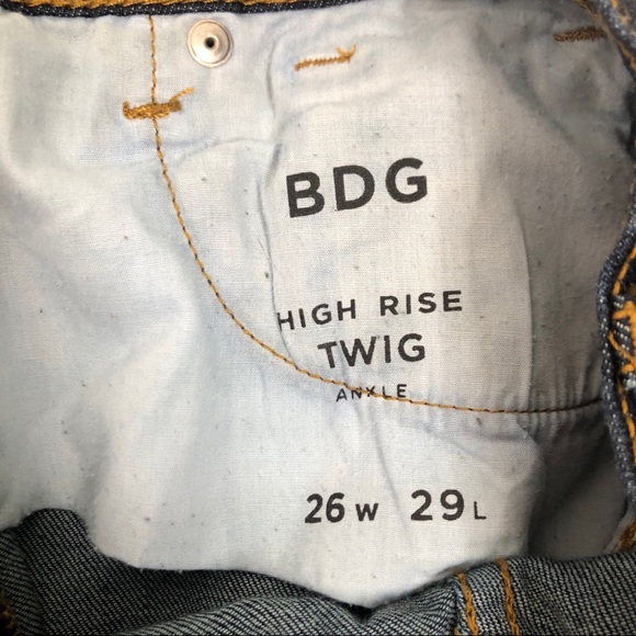 ☀️4 for $24 bundle  UO BDG Twig High-Rise Skinny Jean Dark Wash - Picture 6 of 6